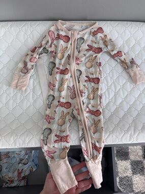 Unbranded Kids Zip Front Footie One-Piece – Pink Bunny Print